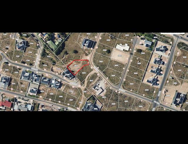 811M² VACANT LAND FOR SALE IN DA GAMA BAY